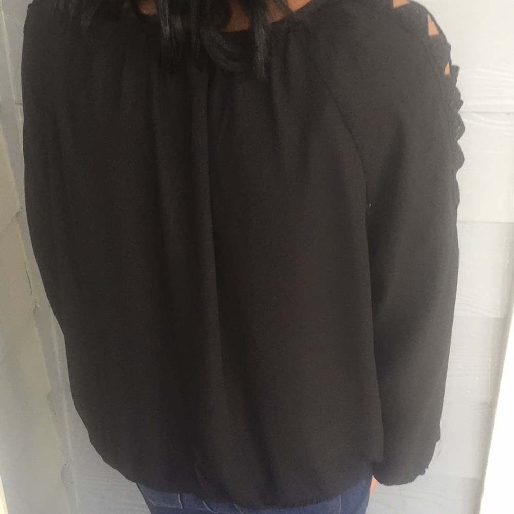 Nice Top!! - Picture 5 of 6